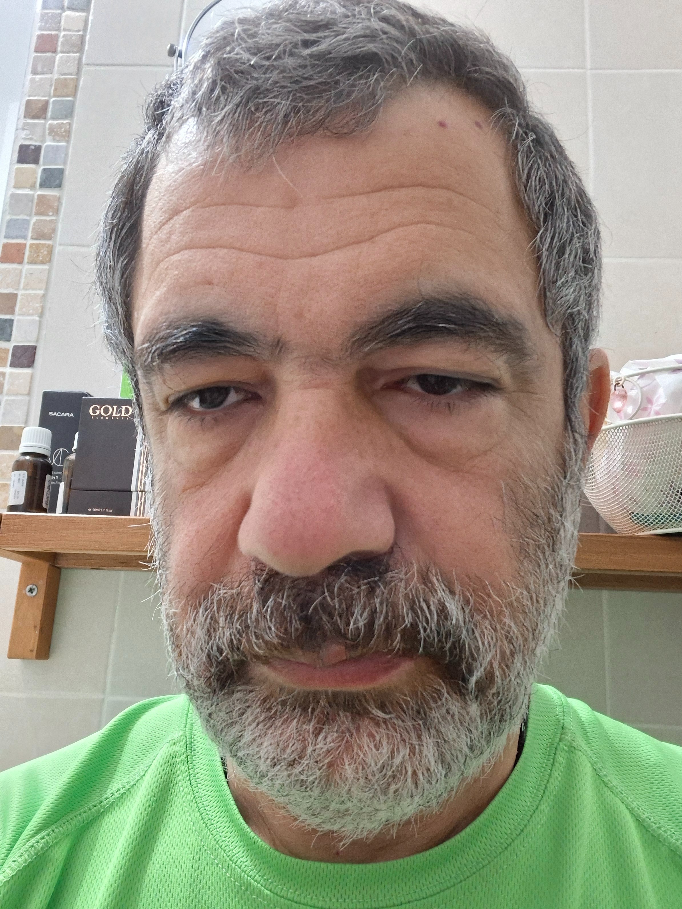 תמונת פנים